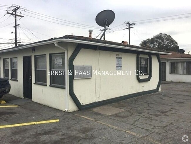 Building Photo - 13812 S Avalon Blvd Unit #E Rental