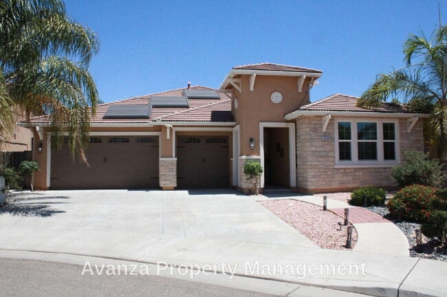 Photo - Home for Rent
4 Bed/2.5 Bath - 2,400 Sq Ft.
Rent: $3,495/month
Security Deposit: $3,595
Clovis Ea...