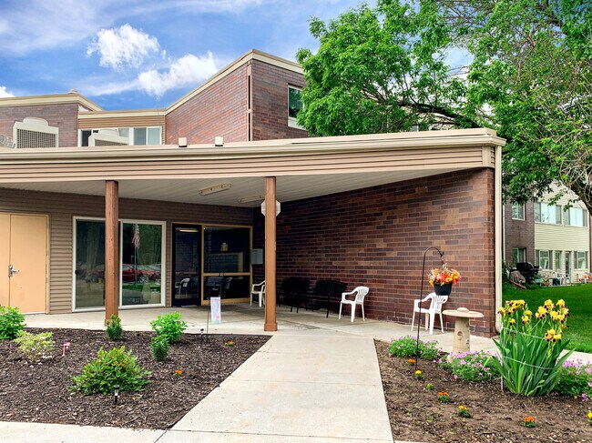 Woodland Apartments