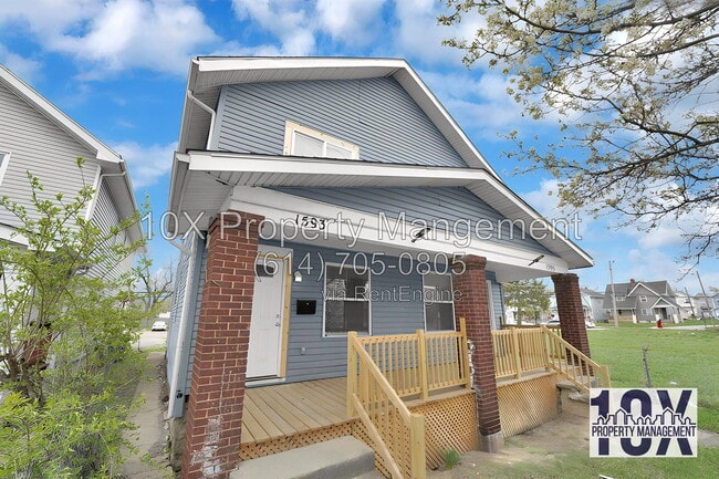 1593 Cleveland Ave