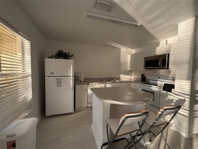 Photo - 2833 Club Cortile Cir