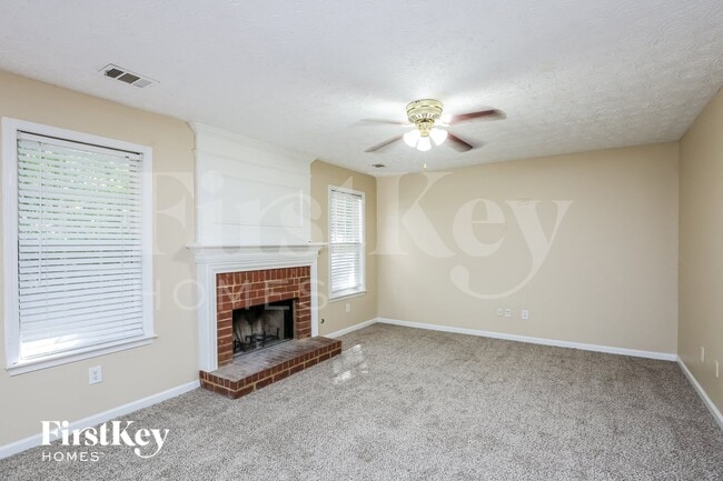 Photo - 3710 Wake Robin Way