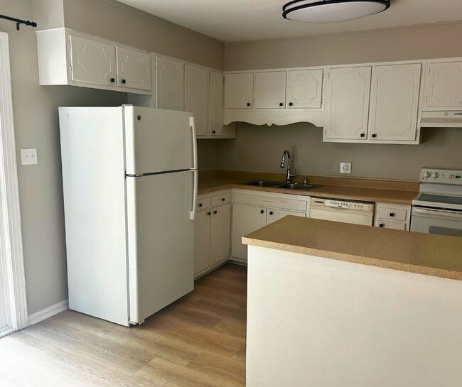 203 Northpoint Ave Unit D