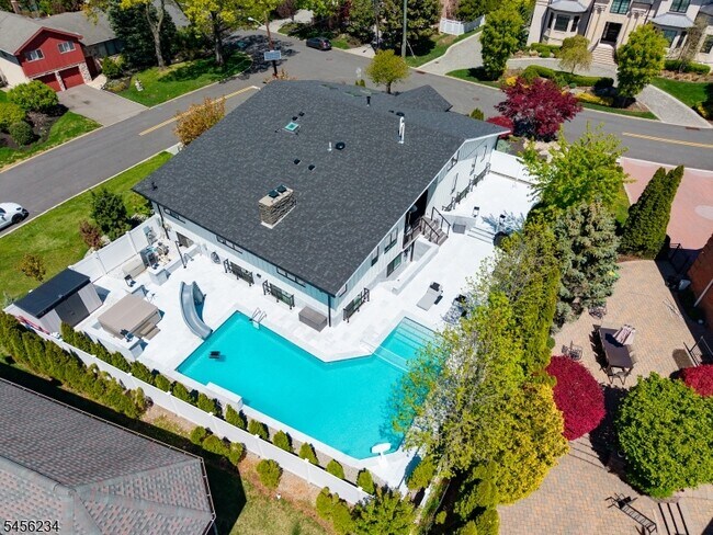22 Berkshire Pl