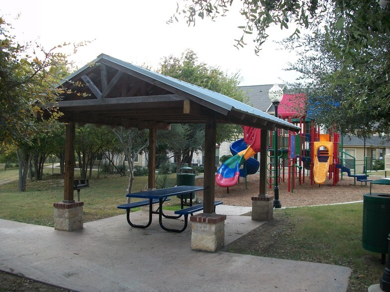 The Meadows At Bentley Drive Apartments For Rent In San