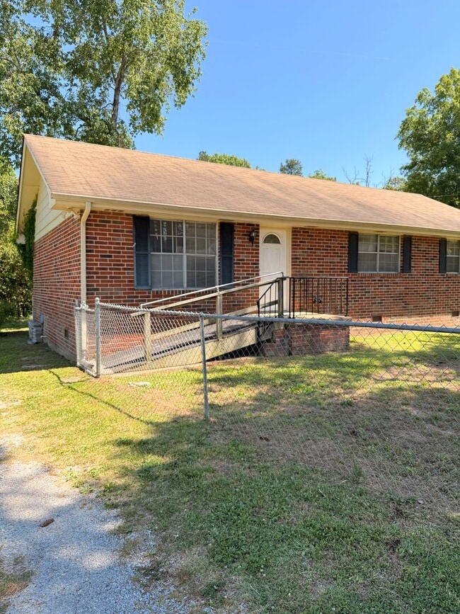 Building Photo - 4734 Norcross Rd Unit B