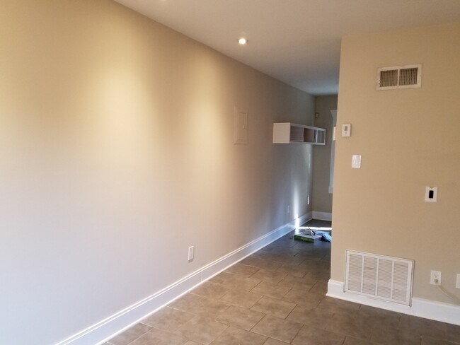 Photo - One bedroom townhouse