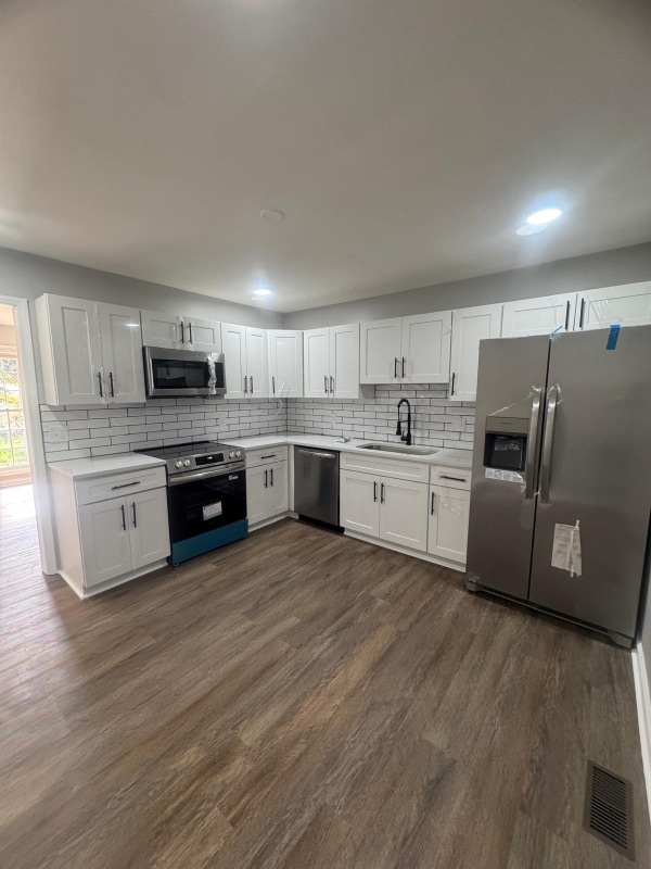 Photo - 1542 E Perry St