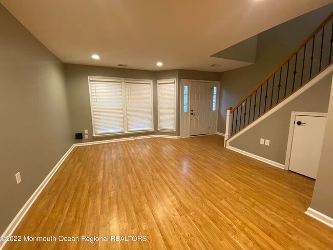 Photo - 11 Duncan Way