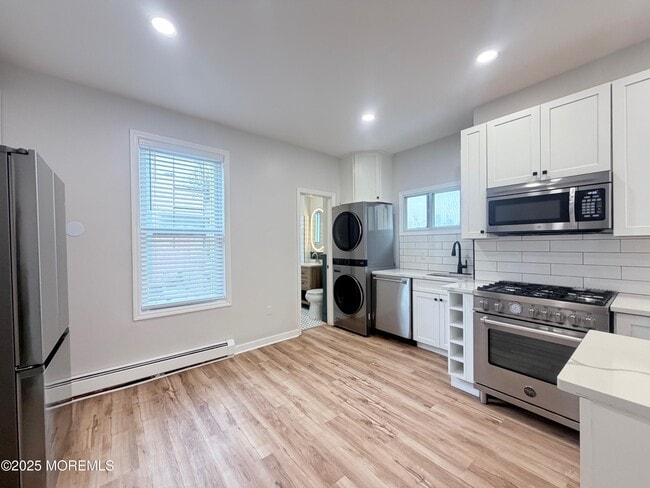 Photo - 40 Westervelt Pl Unit 1