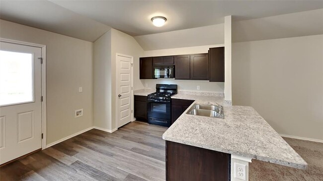 Photo - 11612 NW 95th St