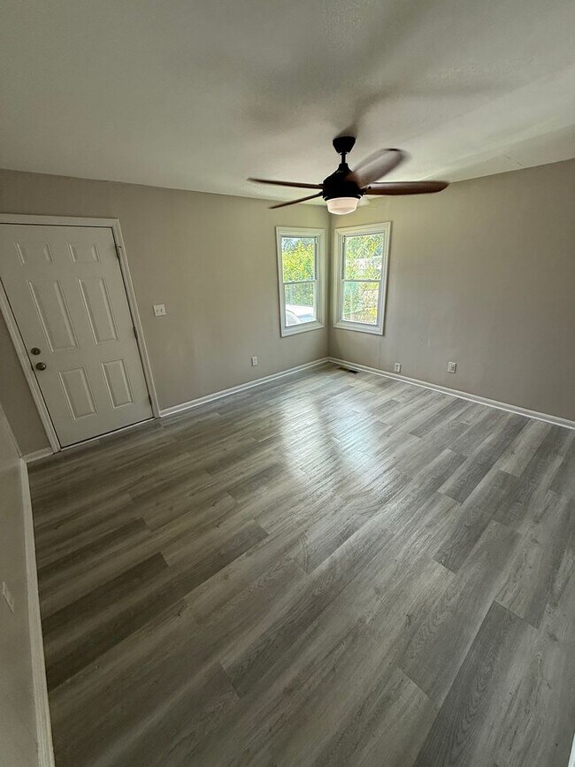 Photo - 227/229 MLK Jr Blvd Unidad 227