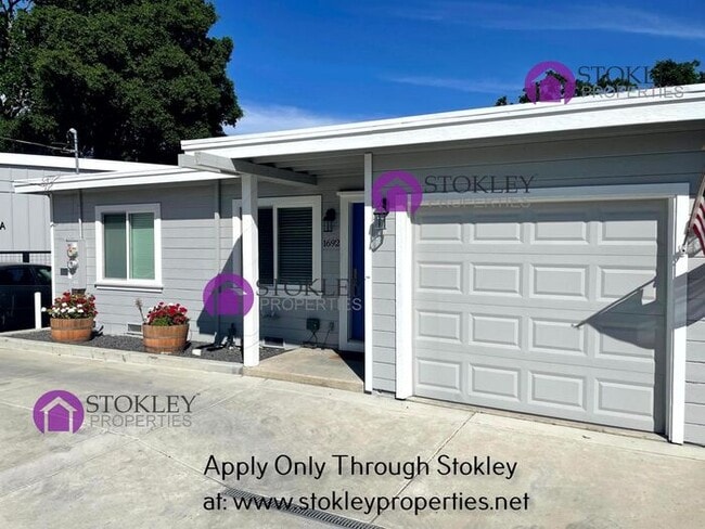 Photo - 1692 Oak Park Blvd