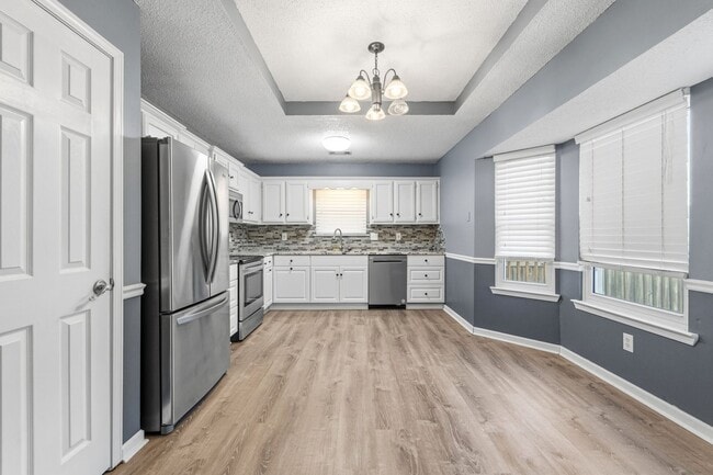 Photo - Great location in Sherwood