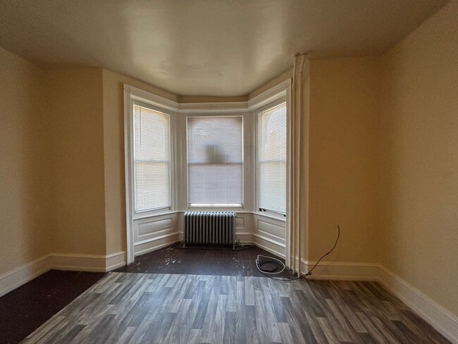 Photo - 1330 W Hunting Park Ave Unit 2