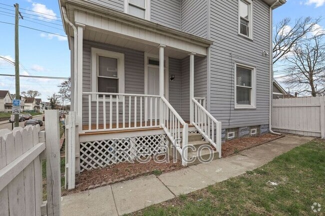 Building Photo - 831 Studer Ave Rental