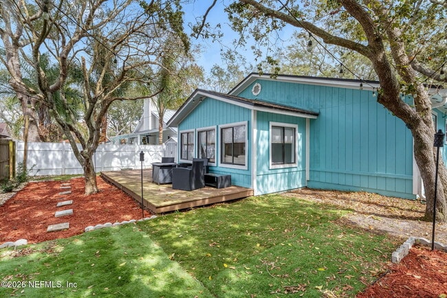 Photo - 1170 19th St N