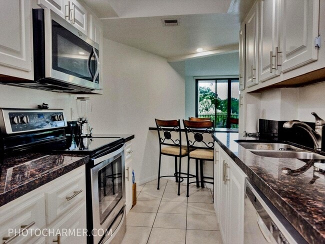 Photo - 1101 River Reach Dr Unit #314 NEWLT REDONE