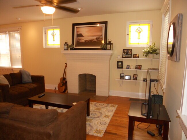 Photo - 7228 Dartmouth Ave Unit Fl 1