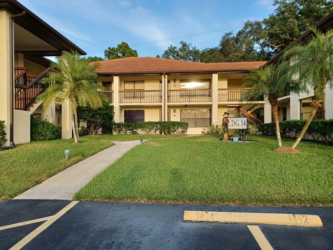 Building Photo - 1411 Hammock Pine Blvd Unit 1411