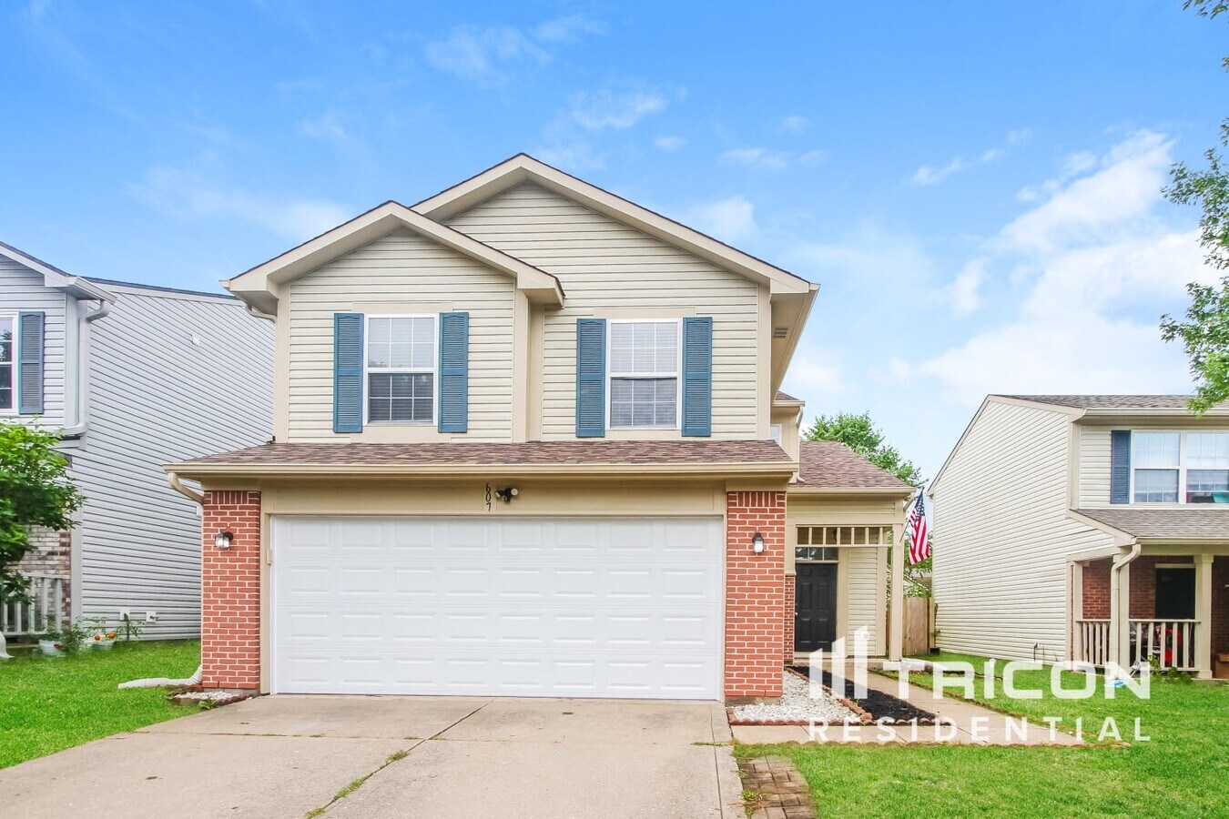 Photo - 607 Deer Trail Dr House