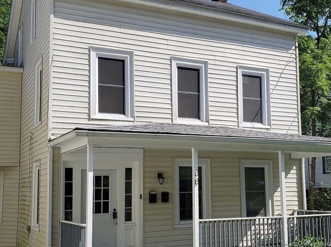 Building Photo - 38 Vineyard Ave Rental