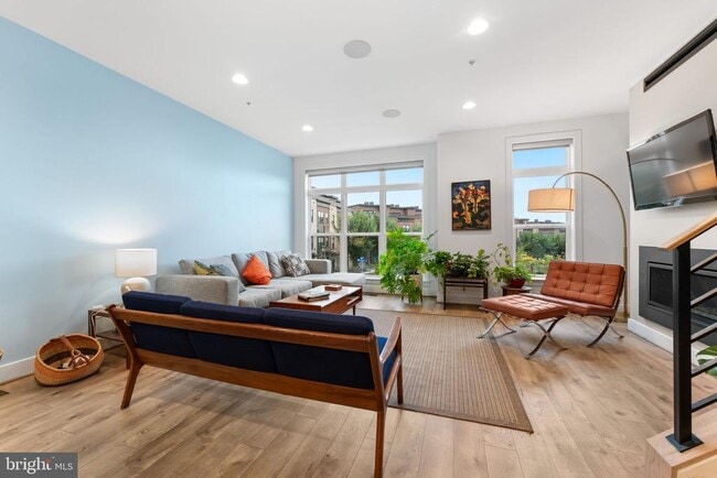 Photo - 3533 Bellflower Ln