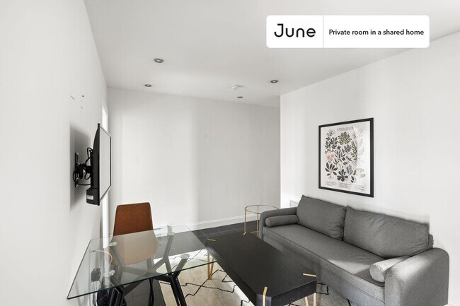 Room in Shared 3 bed/2 bath home in Upper West Side