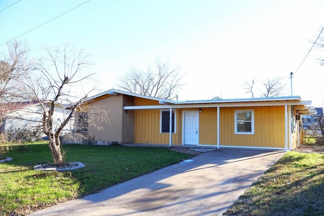 Remodeled Austin home with Amazing Location! - Remodeled Austin home with Amazing Location!