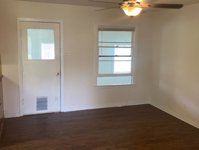 Photo - 4207 Idylwood Ln