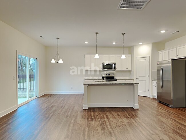 Photo - 3040 Esquire Dr