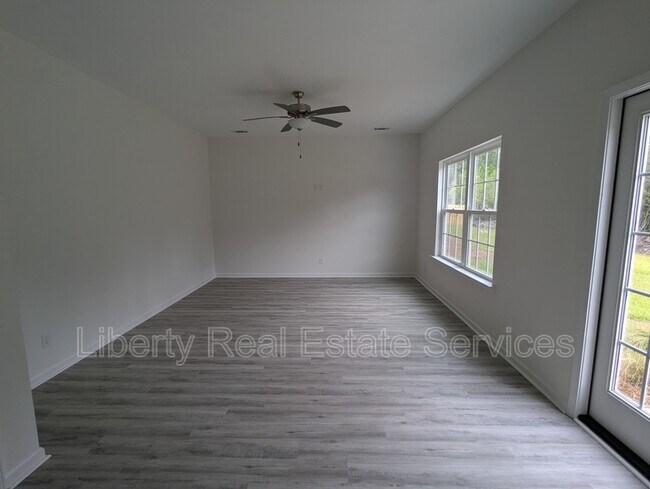 Photo - 114 Alcove Ct