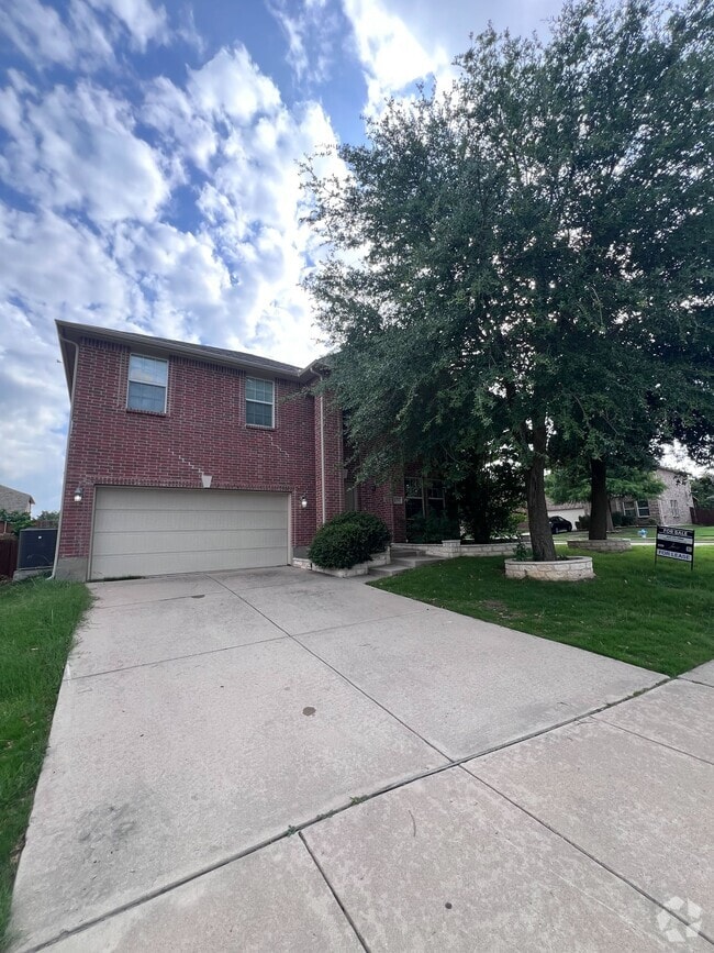 Building Photo - 10790 Midway Dr Rental
