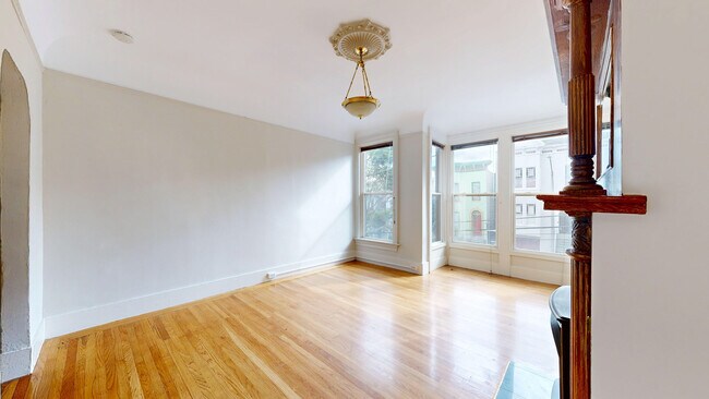 Building Photo - 530 Fell St Unit 2