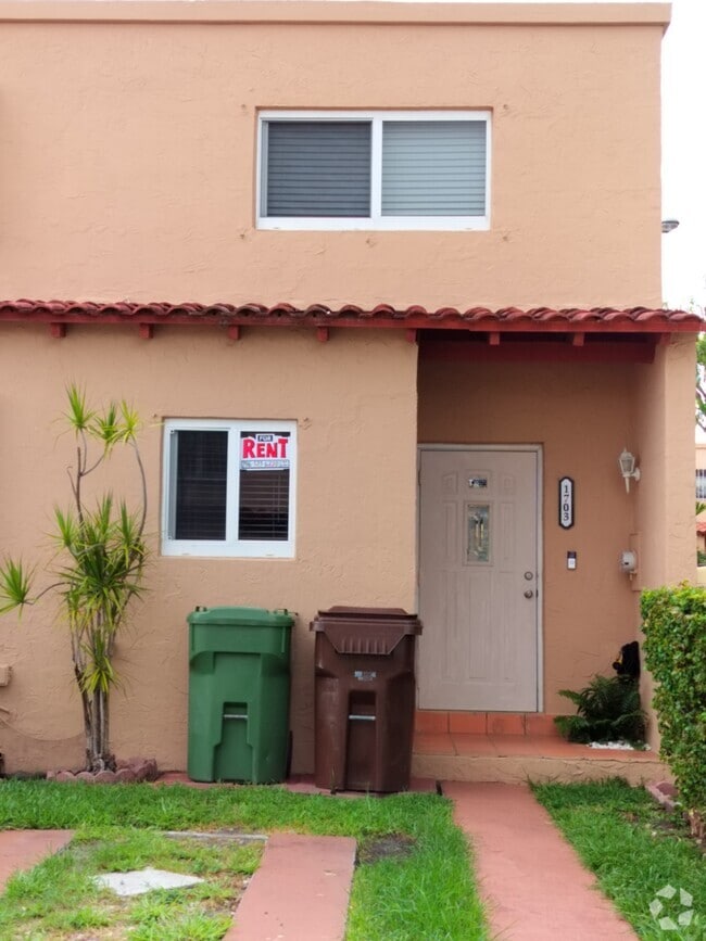 Building Photo - 1703 W 56th Ter Rental
