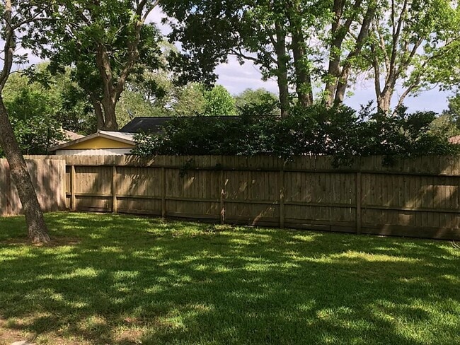 Photo - 5115 Tashkent Dr