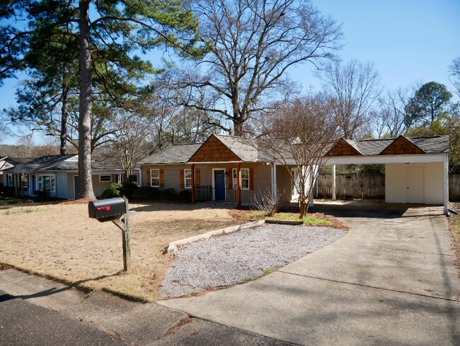 Photo - 1217 Gladstone Ave