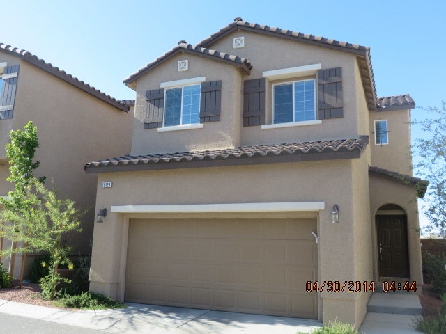 Building Photo - 3 Bedroom, 2.5 Bath Two Story Home Located...