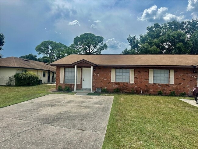Photo - 5638 Struthers Ct