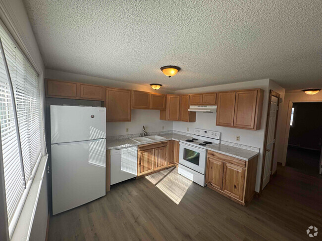 Building Photo - 602 E 3rd Ave Rental