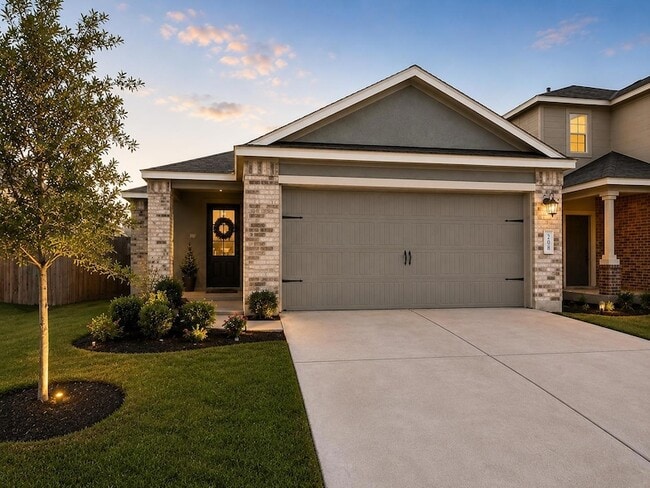 Building Photo - 208 Longbridge Dr