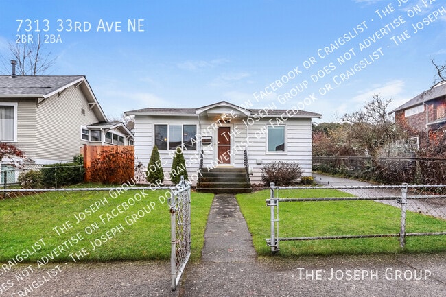 Building Photo - 7313 33rd Ave NE