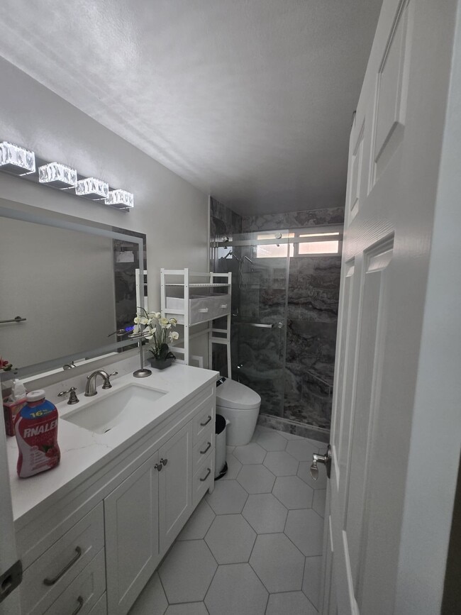 Photo - 3400 Bahia Pl