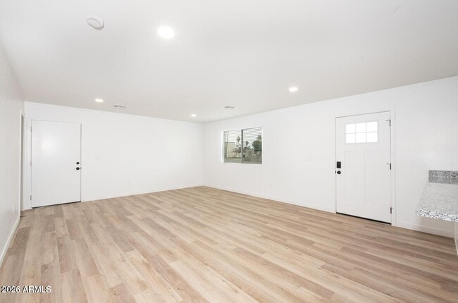 Photo - 2117 W Mariposa St