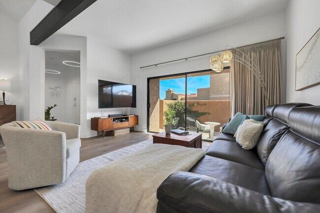 Photo - 73503 Foxtail Ln