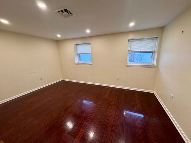 Photo - Two Bed Condo - Walking Distance to Downtown w/ Off Street Parking!