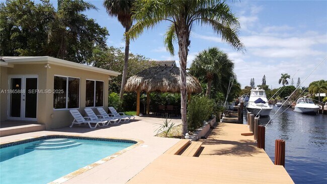 Building Photo - 2349 SE 12th St