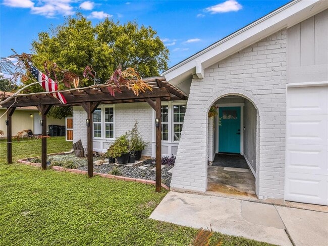 Photo - 801 Central Dr