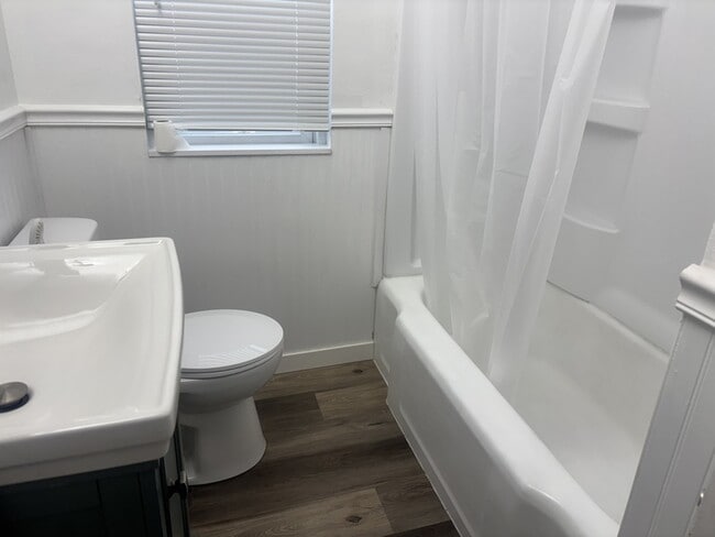 Photo - 1909 Williams Blvd SW