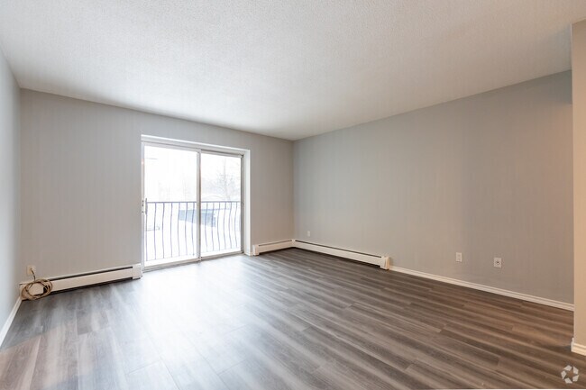 1BR, 1BA - Living Room - 60 River Rd E